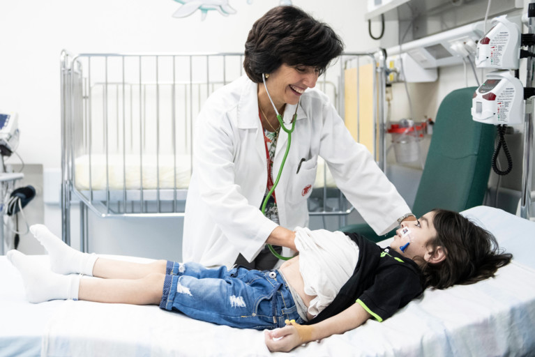 Weihnachtlicher Gruss aus Bethlehem Dr. Hiyam Marzouqa - Caritas Baby Hospital